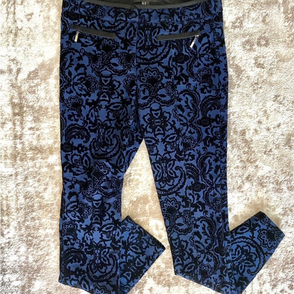 Forever 21 Blue and Black Velvet Dressy Pant